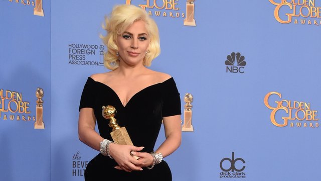 Lady Gaga Golden Globe Awards 2016 