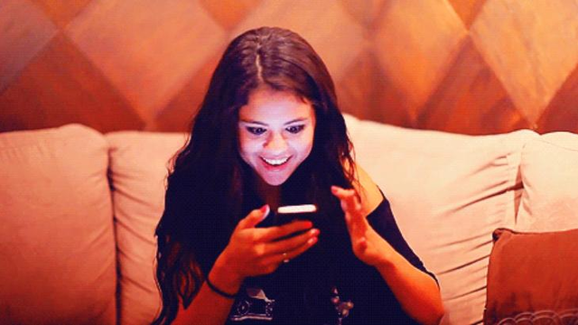 Selena Gomez phone