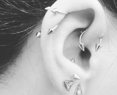 13 Unique Ear Piercing Combos That You Ll Definitely Want To Get Done Popbuzz