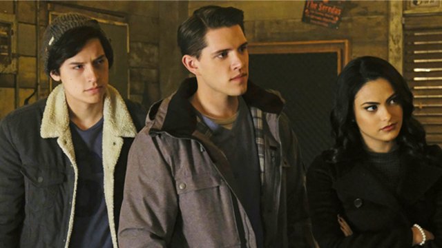 Riverdale Just Teased Season 2 And It Doesn T Look Good