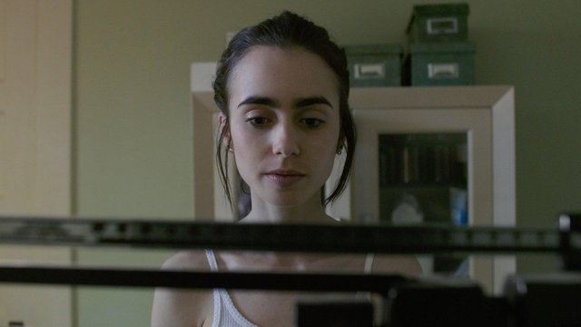 Lily Collins To The Bone 