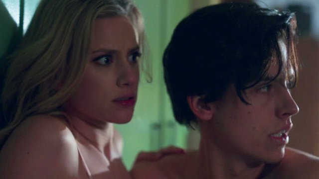 bloed bedrijf taxi Have Betty And Jughead From 'Riverdale' Had Sex Yet? - PopBuzz