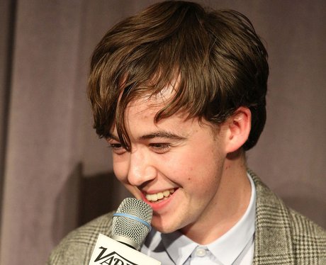 Alex Lawther height