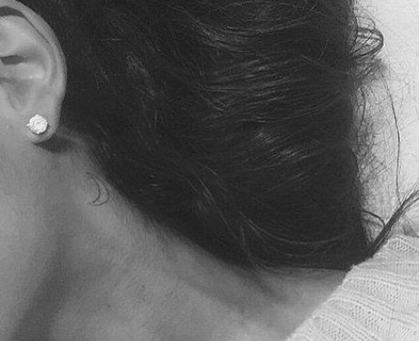 Ariana has a crescent moon tattoo on her neck - Ariana Grande tattoos: All  40+ of... - PopBuzz