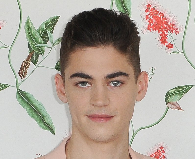 Hero Fiennes-Tiffin nationality British where from