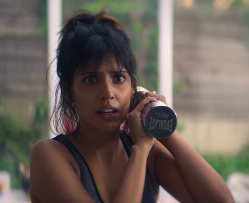 Who Did Ritu Arya Play In Netflix S The Stranger Ritu Arya 9 Facts About The Popbuzz Information on ritu's height isn't known on the internet just yet but based on her scenes in the umbrella academy, she seems to this image appears in the gallery: the stranger ritu arya