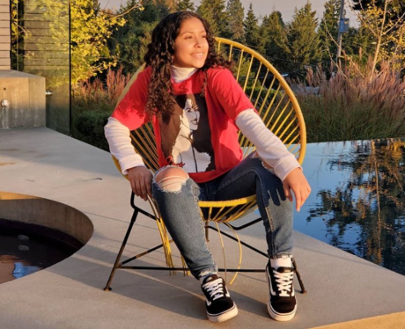 how tall is madison reyes madison reyes 9 facts about the julie and the phantoms popbuzz