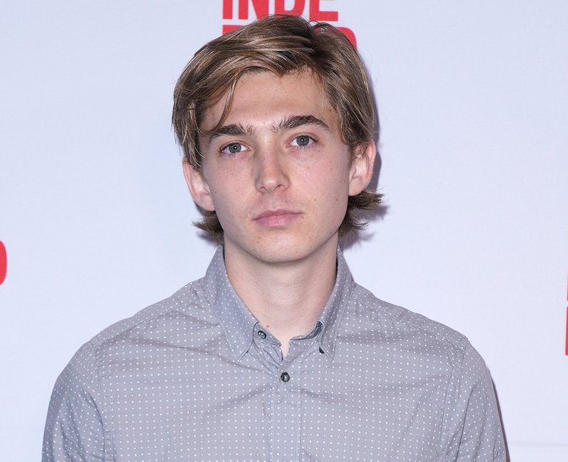 Who is Austin Abrams dating? Is he single?