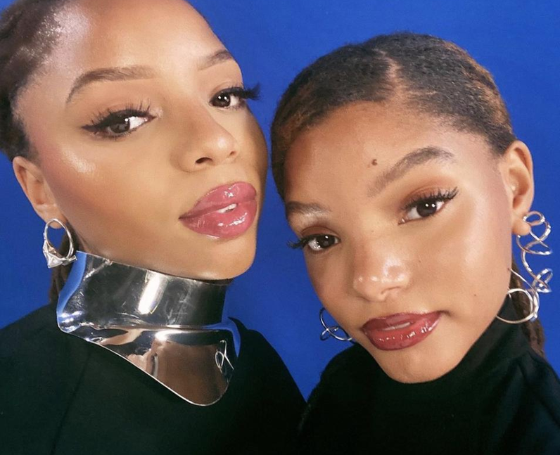 Are Chloe and Halle Bailey twins?