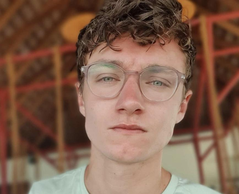 Does Harrison Osterfield have Instagram?