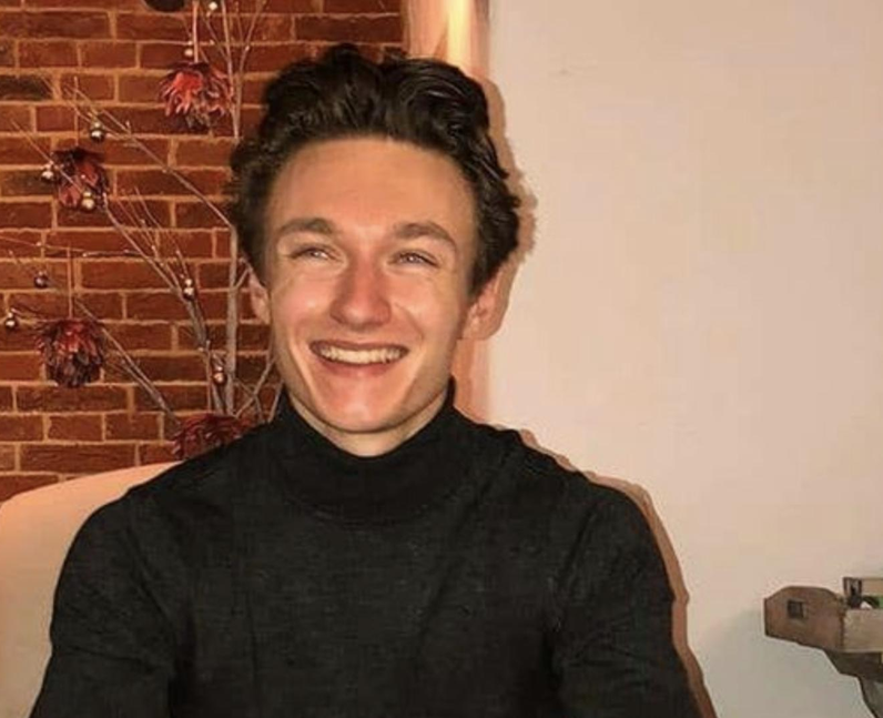 Who is Harrison Osterfield dating?
